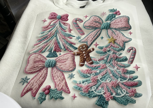 FESTIVE YARN CHRISTMAS TREE AND GINGERBREAD GLITTER PRINT #0190