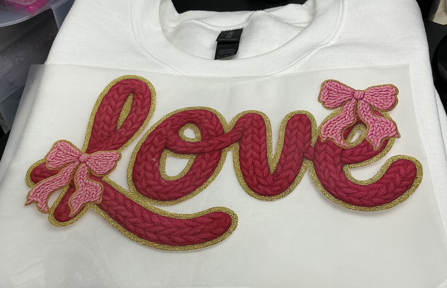 YARN LOVE GLITTER PRINT #0248 (VALENTINES)