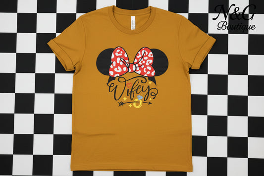 WIFEY MOUSE #0133 (CHARACTER) (MOM) PERFECT FOR OVERSIZED TSHIRTS