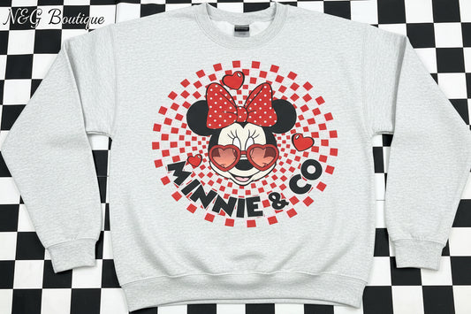 CUTE MOUSE WITH A BOW #0148 PERFECT FOR OVERSIZED TSHIRTS (CHARACTERS)