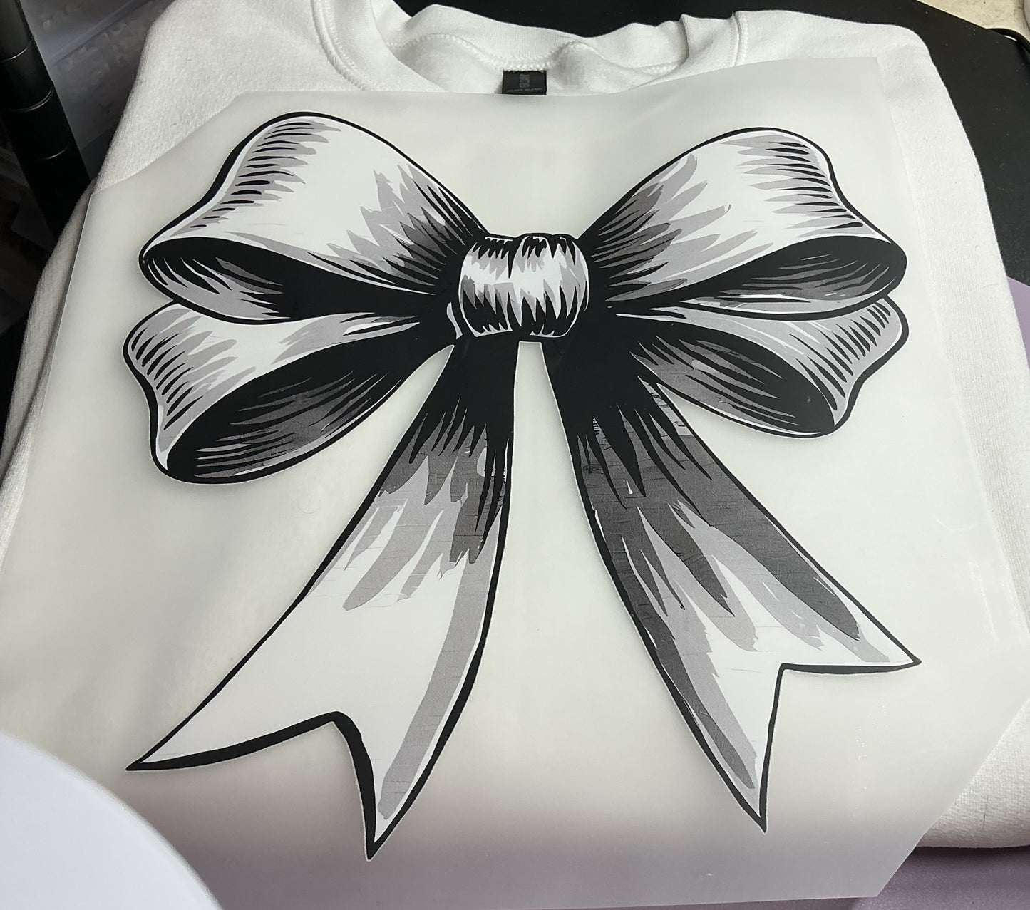GREY AND BLACK BOWS #0208 (ALL SEASON) (BOWS)