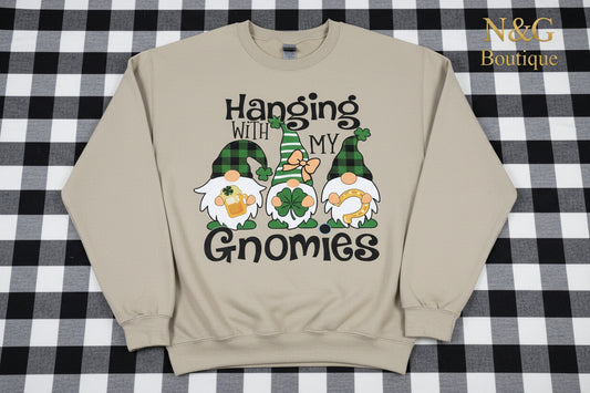 HANGING WITH MY GNOMES #0163 PERFECT FOR AN OVERSIZED TSHIRTS (ST PATRICK)