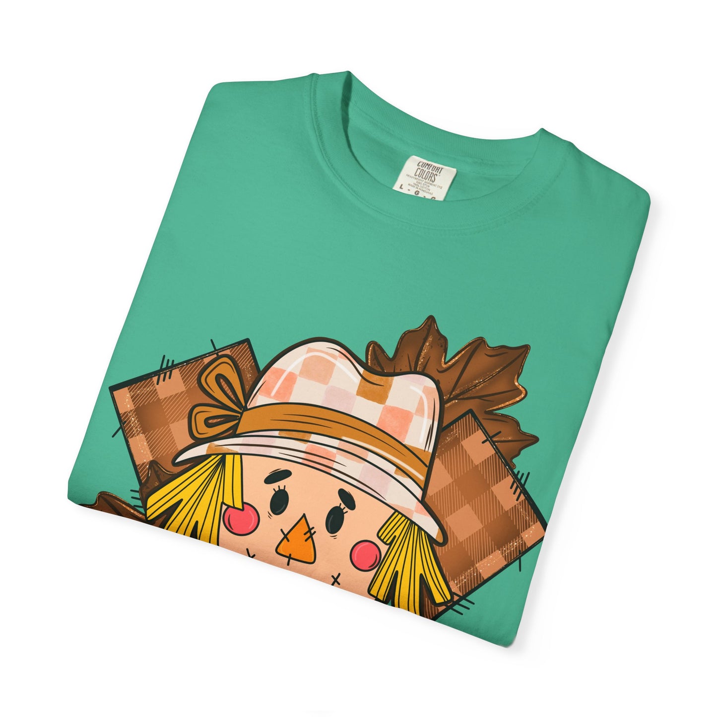 Scarecrow Smiles T‑Shirt — Cute Autumn Harvest Graphic Tee