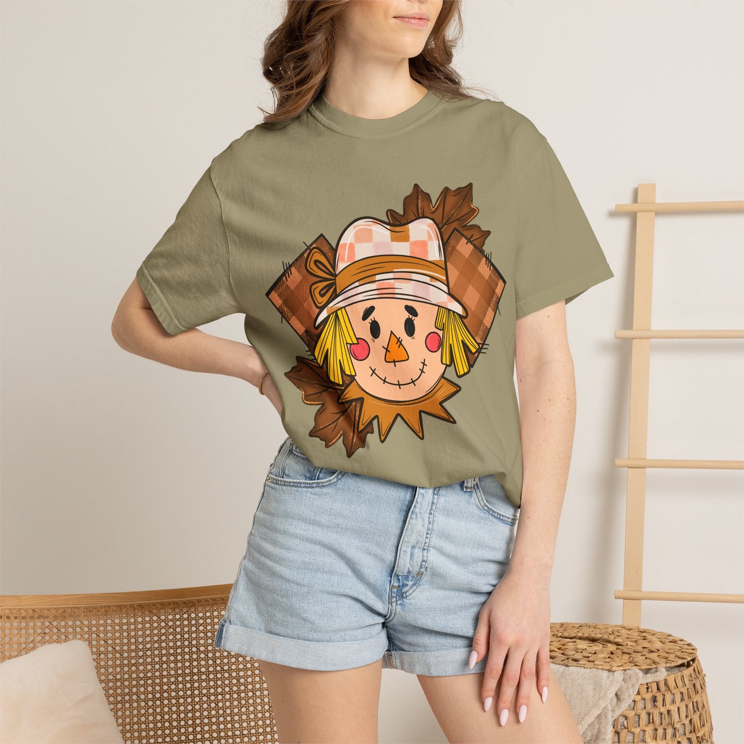 Scarecrow Smiles T‑Shirt — Cute Autumn Harvest Graphic Tee
