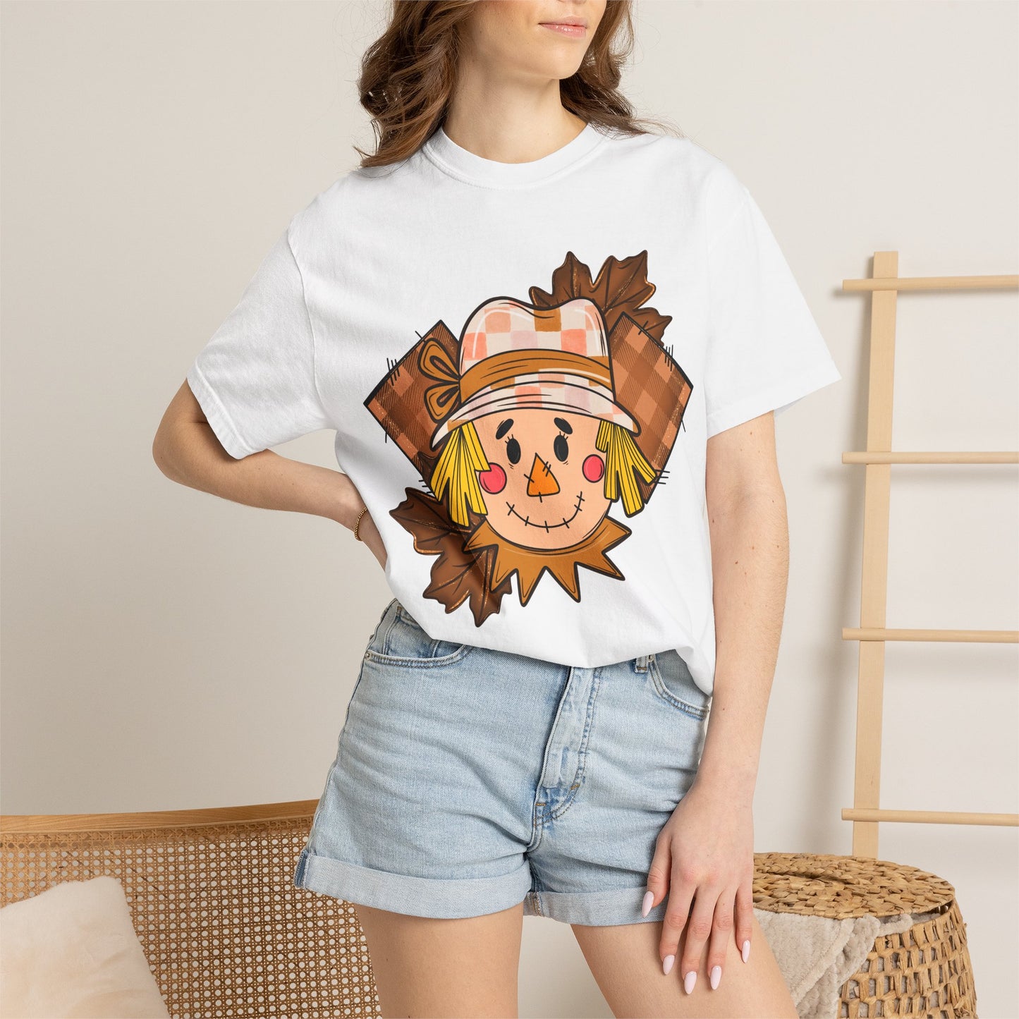 Scarecrow Smiles T‑Shirt — Cute Autumn Harvest Graphic Tee
