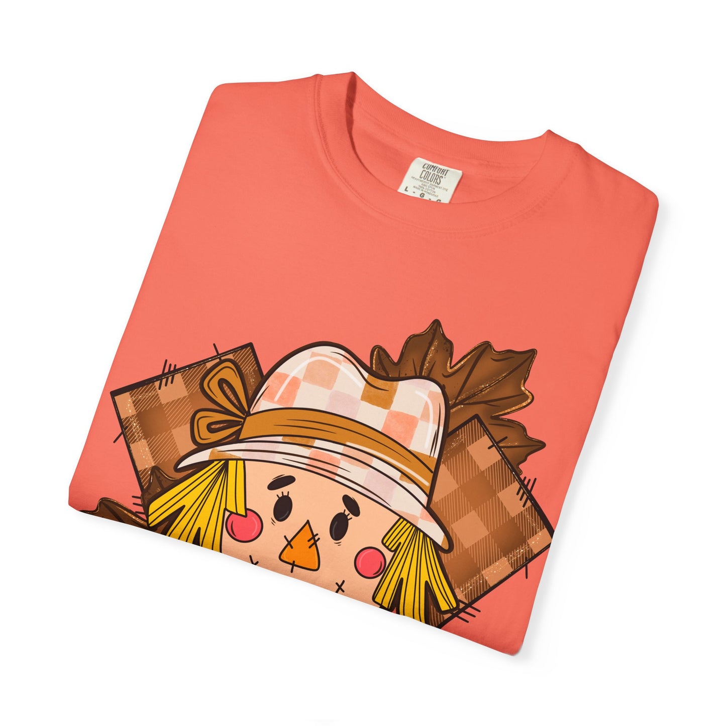 Scarecrow Smiles T‑Shirt — Cute Autumn Harvest Graphic Tee