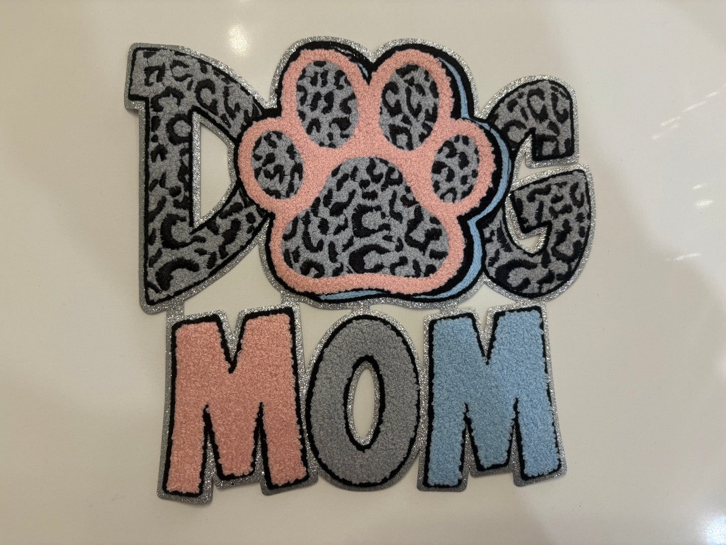 CHENILLE PATCHES DOG MOM