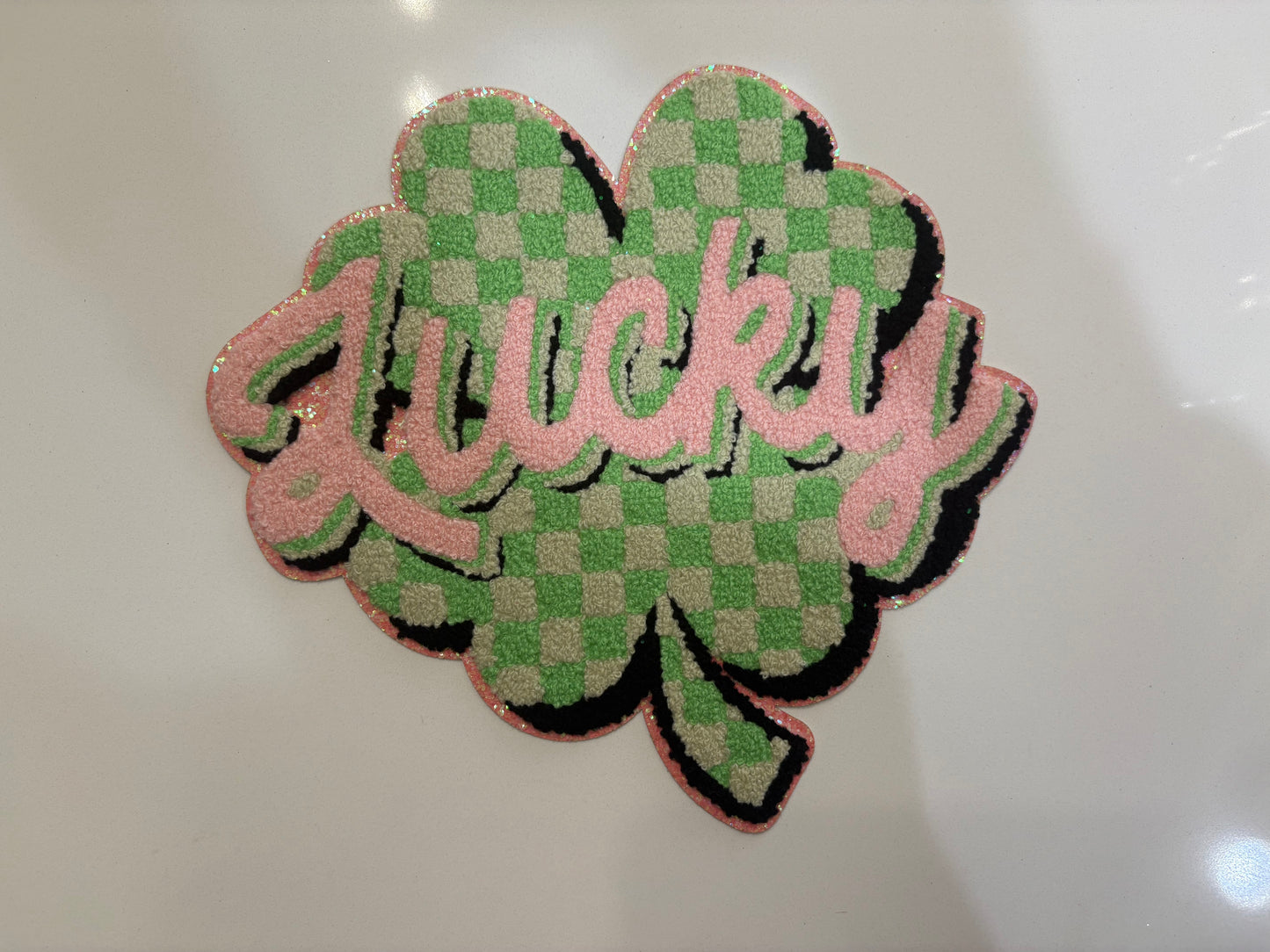 CHENILLE PATCHES ST PATRICK PINK AND GREEN CHECERED CLOVER