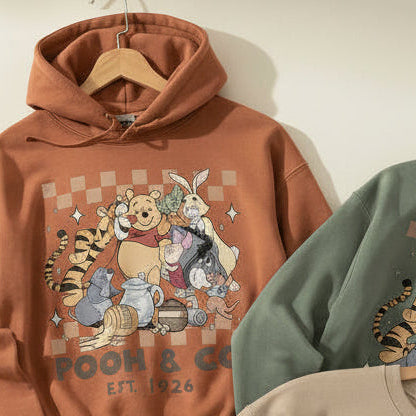 EST 1926 POOH AND COMPANY DISTREES PRINT # 0682 (CHARACTERS)